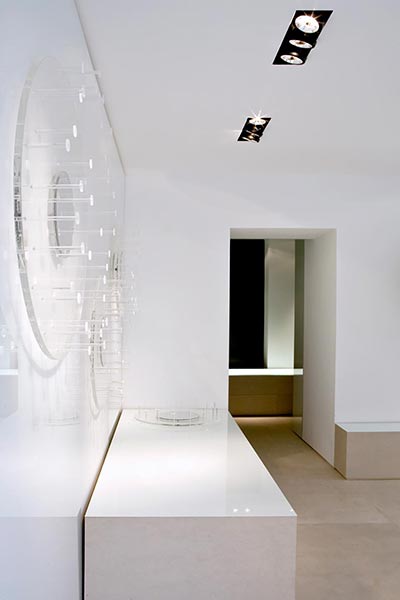 negozio Anteprima Plastiq, Milano, 2007